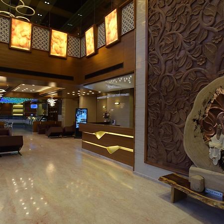 Hotel H - Sandhill Hotels Private Limited Ānand Dış mekan fotoğraf