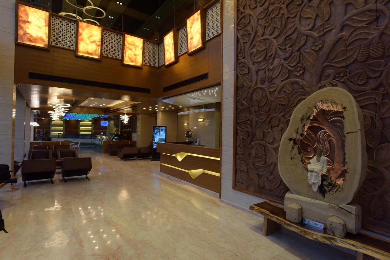 Hotel H - Sandhill Hotels Private Limited Ānand Dış mekan fotoğraf